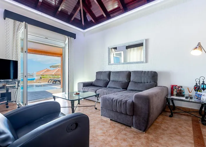 Prázdninový dům Sunrises *